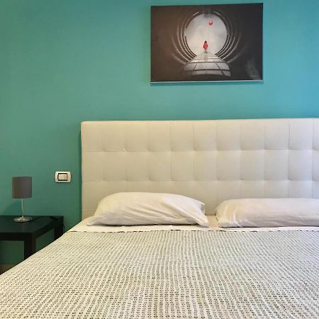 CAVOUR 124 -guest-room- Bari Extérieur photo