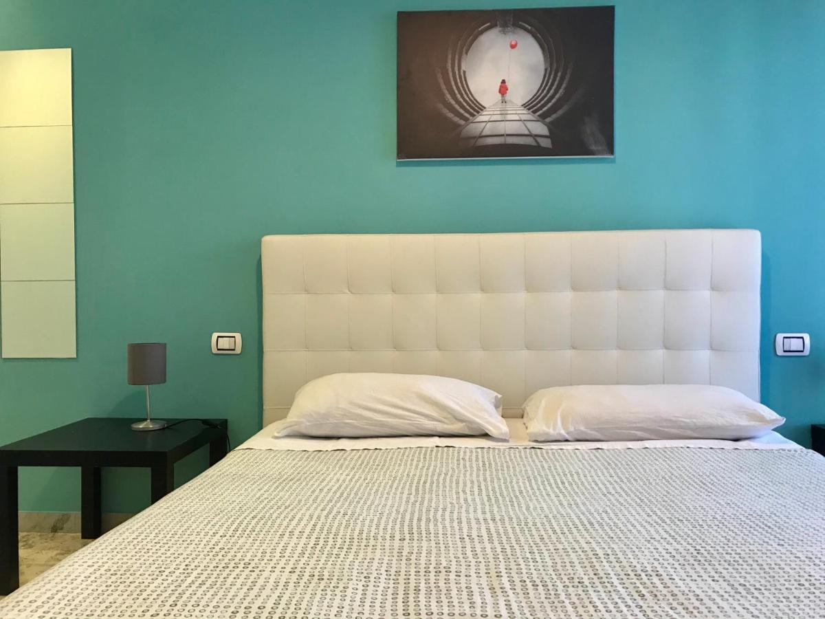CAVOUR 124 -guest-room- Bari Extérieur photo